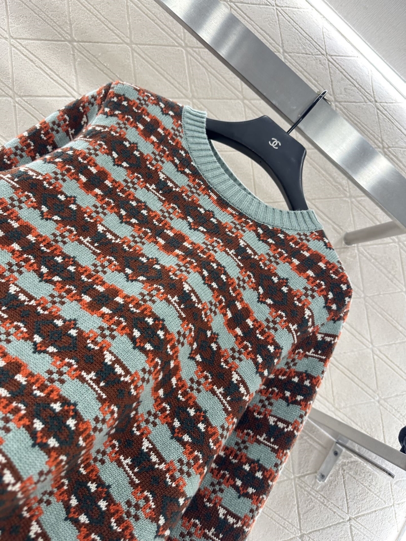 l0vis Vvtt0n sweaters